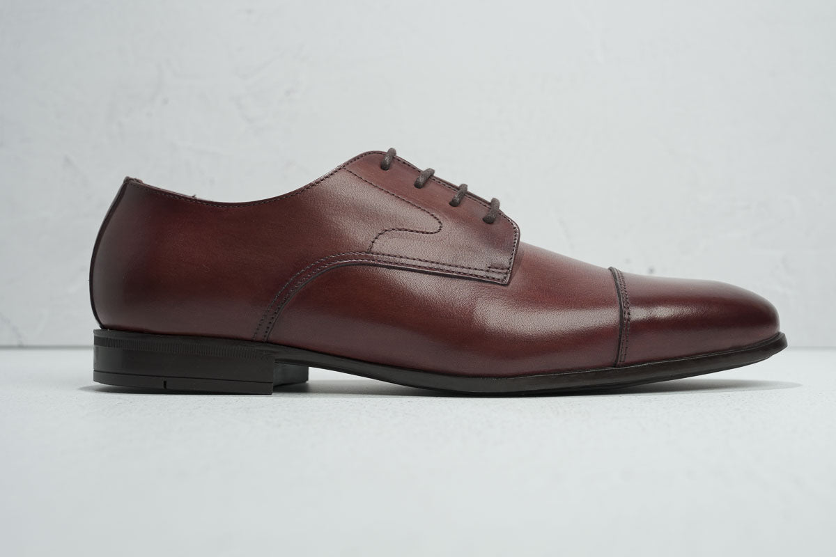 Oxford – G. Brown Shoes